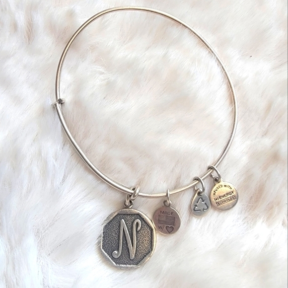 *LAST CHANCE* Alex and Ani Initial N Charm Bangle Bracelet Silver - Picture 1 of 4